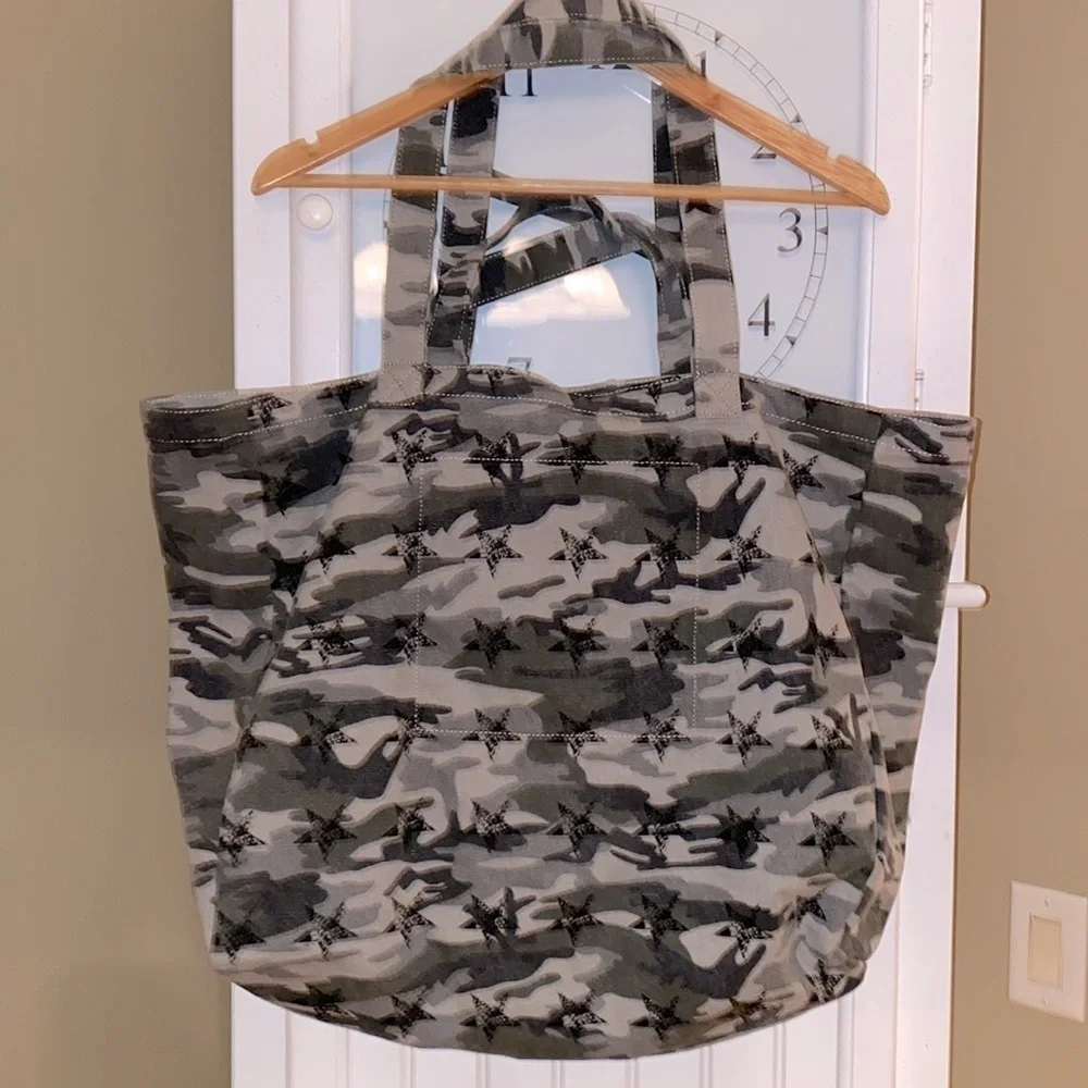 NWT peace love world Oversized Camo Stars Tote Bag